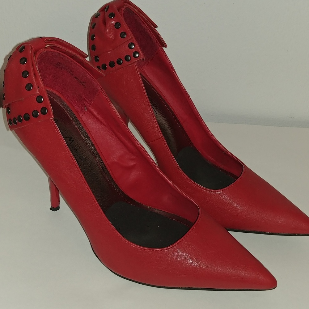Red Heels w/Studded Bow Design